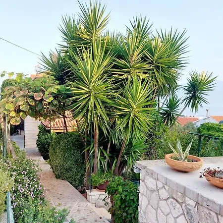 Apartment Ita - *