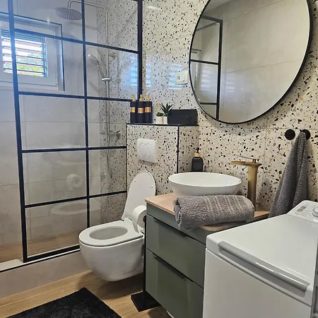 Ita - Apartman Postira