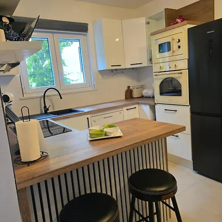 Ita - Apartment *