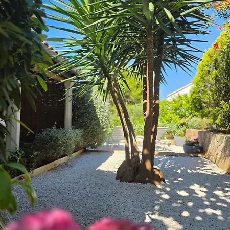 Apartment Ita - *